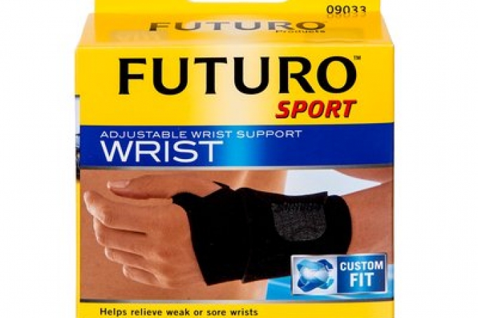 Hỗ Trợ Cổ Tay Thể Thao Futuro™ 09033EN