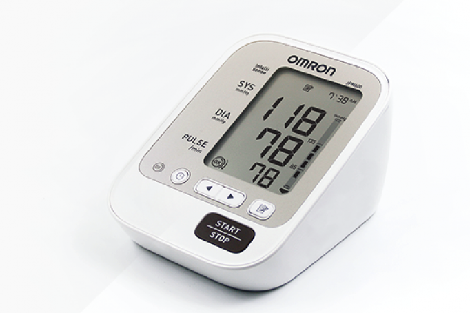 Omron JPN 600_Máy Đo Huyết Áp Bắp Tay 
