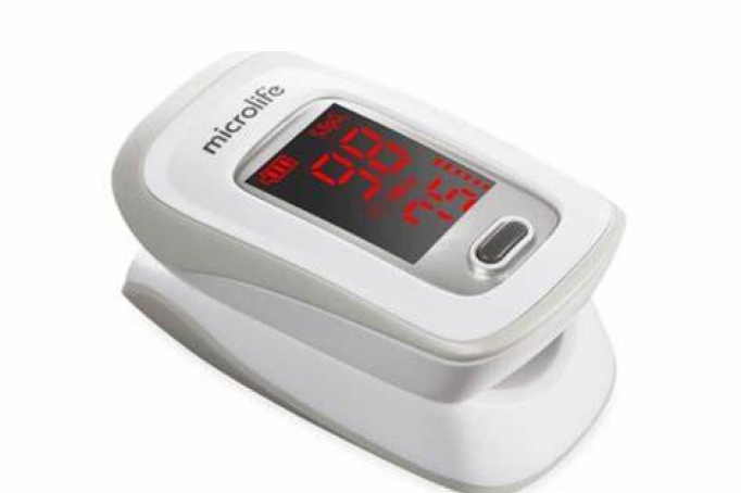 Microlife OXY200_Máy Đo Nồng Độ Oxy Máu & Nhịp Tim 