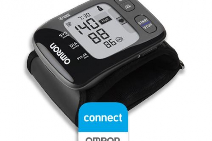 Omron HEM 6232T_Máy Đo Huyết Áp Cổ Tay 