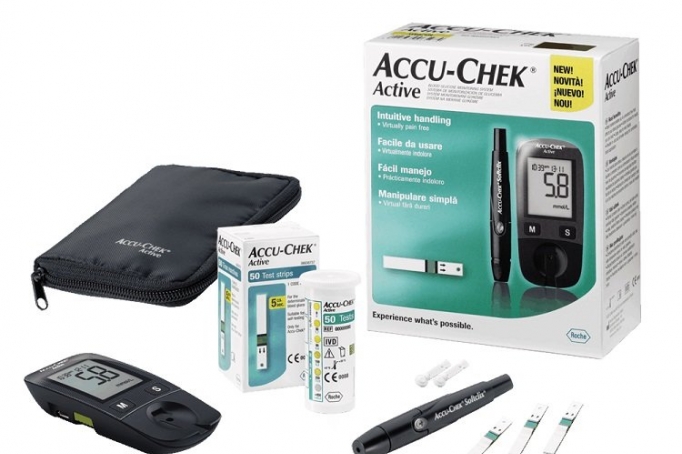 Máy Đo Đường Huyết Accu-Chek® Active (mmol/L Kit)